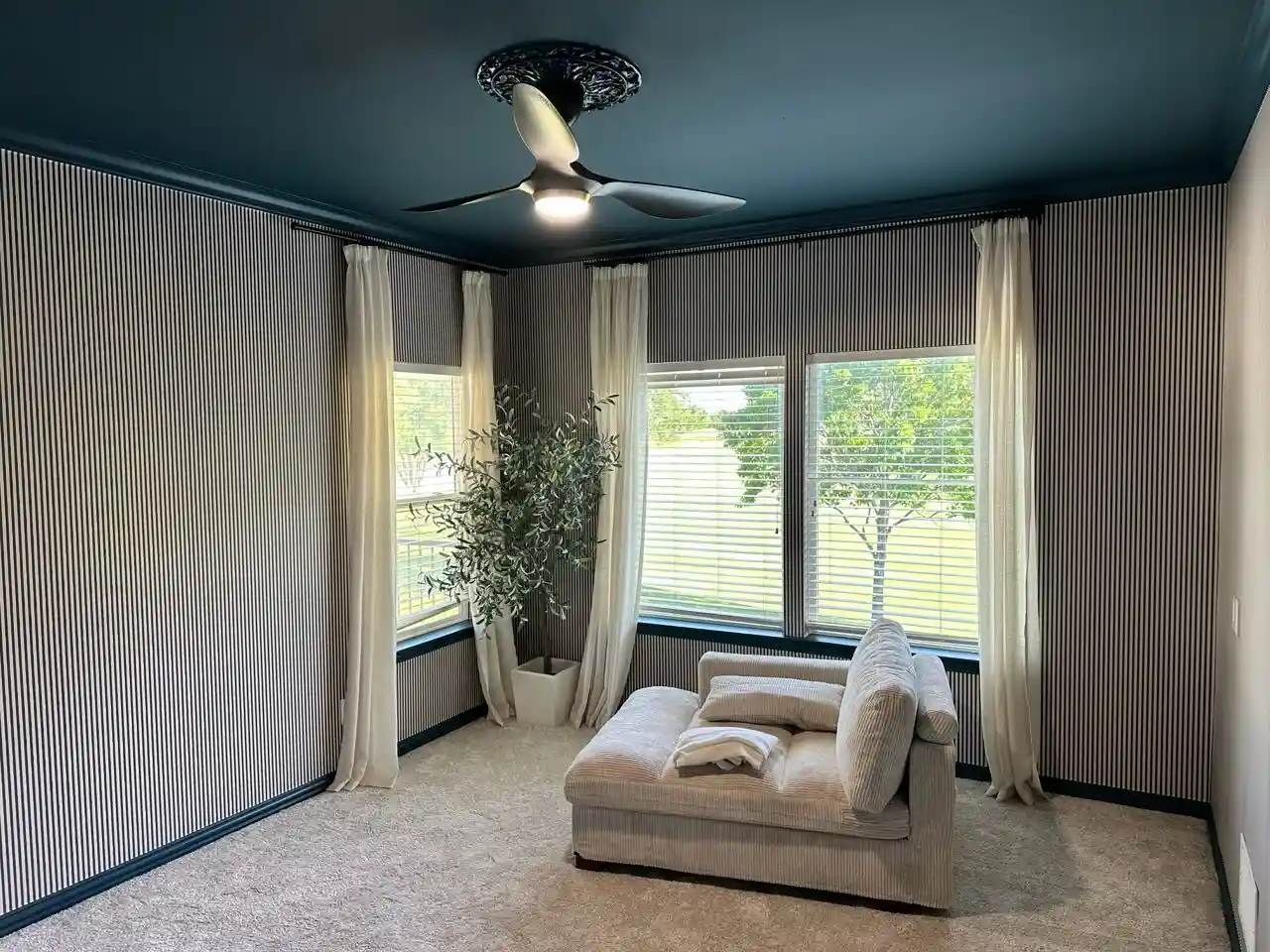 Residential wallpaper installation