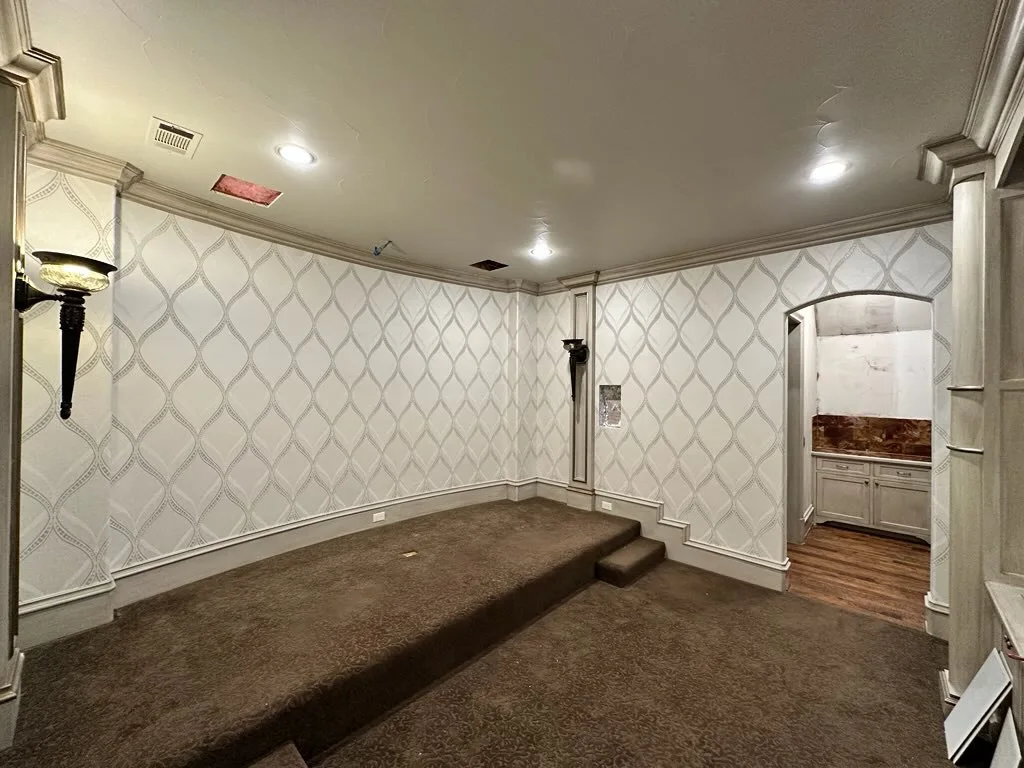 Wallpaper installation in Newark
